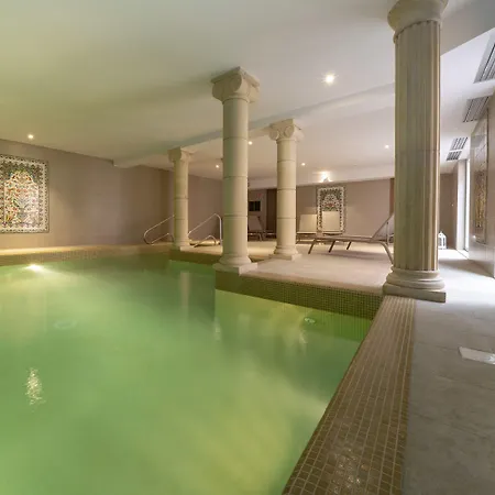 Hotel Majestic Alsace - Strasbourg Nord 2*