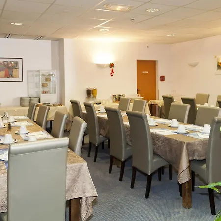 Majestic Alsace - Strasbourg Nord 2* Niederbronn-les-Bains