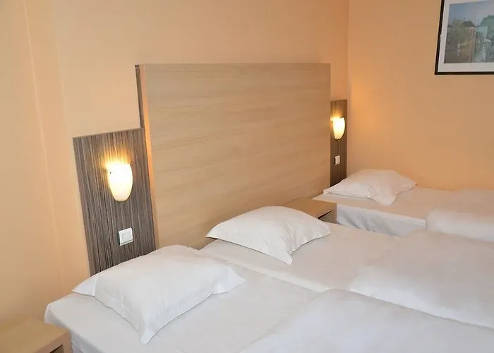 Majestic Alsace - Strasbourg Nord Hotel