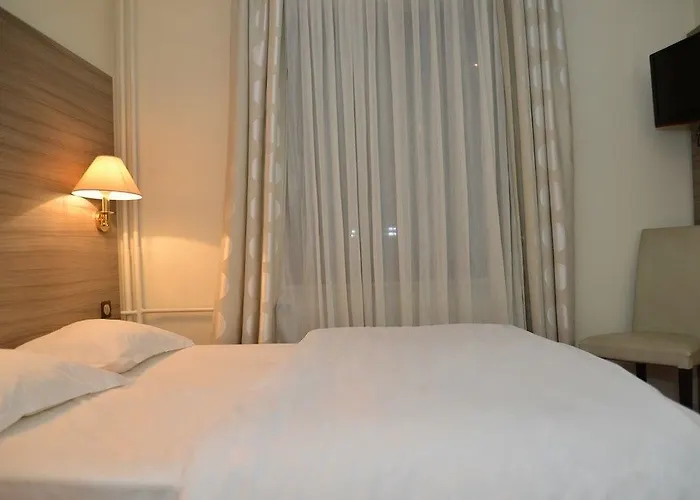 Majestic Alsace - Strasbourg Nord Hotel