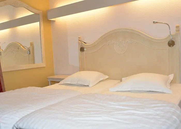 Majestic Alsace - Strasbourg Nord Hotel 2*