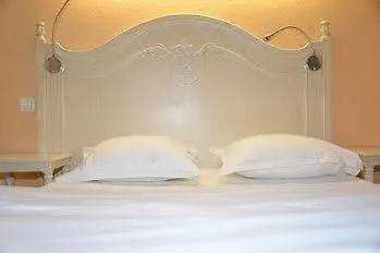 Hotel Majestic Alsace - Strasbourg Nord 2*
