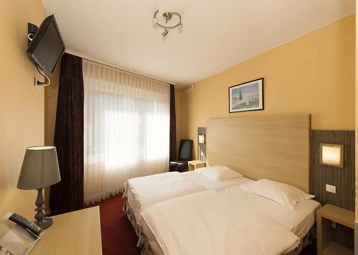Hotel Majestic Alsace - Strasbourg Nord Niederbronn-les-Bains