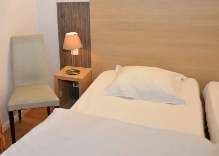 Majestic Alsace - Strasbourg Nord Hotel 2*